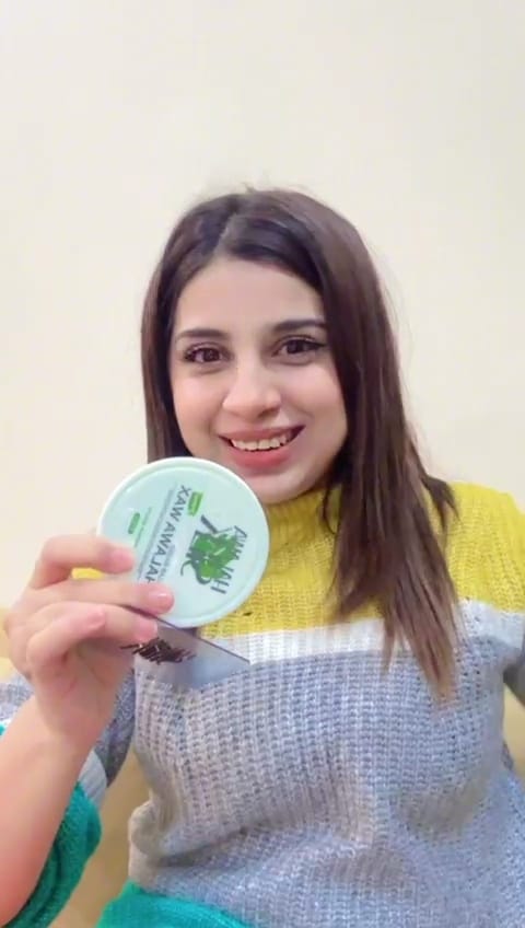 𝐃𝐨𝐞𝐬 sugar 𝐰𝐚𝐱 𝐝𝐚𝐫𝐤𝐞𝐧 𝐲𝐨𝐮𝐫 𝐬𝐤𝐢𝐧 ? Halawa Silk